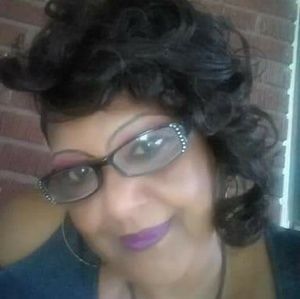 Meet your Posher, Debra